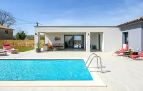 Nice Home in Barban With 2 Bedrooms, Wifi and Outdoor Swimming Pool - Image 3