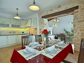 Charming Holiday Home With Swimming Pool in Pula - Image 4
