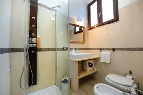 Victoria Bed and Breakfast - Image 2