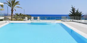 Oceanview Luxury Apartment 122 - Image 2