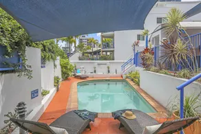 Surfers Beach Resort II - Image 4