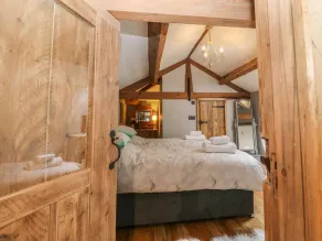 The Carriage House - Image 5