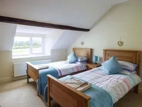 2 Ysgubor Gerrig - Image 4
