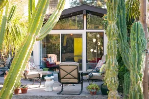 3br Montecito Orchard W/ Citrus Grove 3 Bedroom Home - Image 3