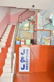 J & J Hotel - Image 3