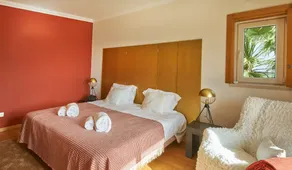 Torel Cliff Surf & Golf - Image 2