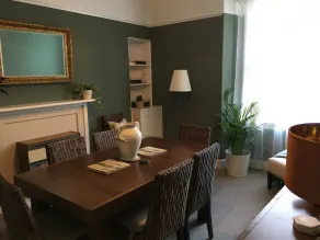 Chic City Centre Georgian Maisonette - Image 4