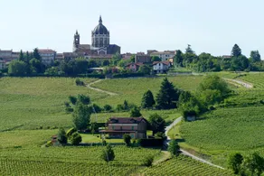 Appartamento Il Dolcetto Shared Pool - Image 3