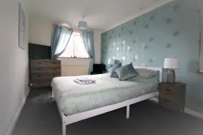 Thorne - Newly Refurbished - Garden & Parking-Quiet Cul De Sac Location - Image 4
