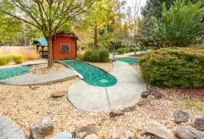 Holiday Inn Club Vacations Apple Mountain Resort - Image 2