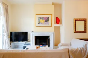 Beachfront Spacious family Home in Agioi Apostoloi - Image 2