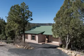 CenterView, 2 Bedrooms, Sleeps 6, Hot Tub, Gas Fireplace, Large TV - Image 4