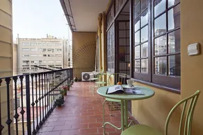 Plaza Catalunya Guest House - Image 5