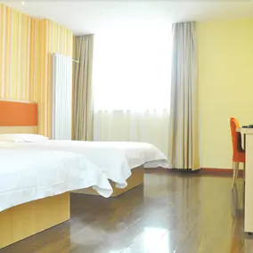 Homeinn Plus Hotel (Linyi Commodity City Linyi University) - Image 5