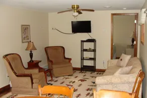 On Pointe Lakefront Resort - Image 4