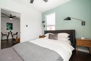 Abode Houston - Montrose Downtown - Image 3