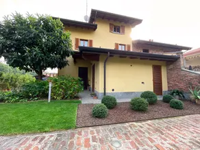 Modern Apartment, Private Garden, 25km From Milan - Image 4