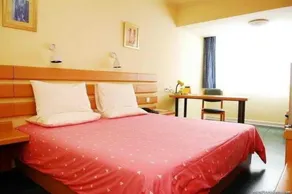 Home Inn Wuyi Lu - Image 1