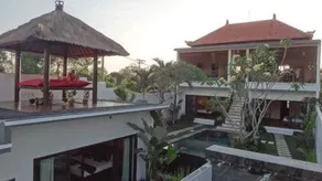 Villa Red Wood Forest - Image 4