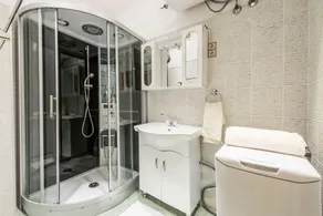 Charlies Budapest Apartment - Image 5