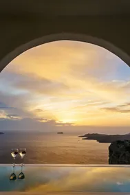 Azzurro Suites Santorini - Image 3