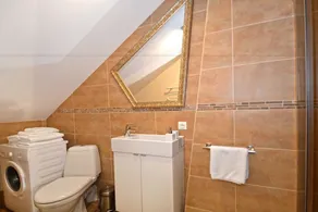 Rentida Apartments - Image 4