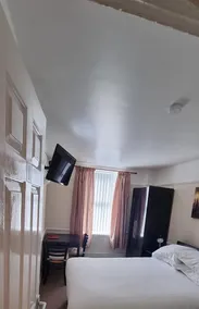 Comfort Rooms - Image 4