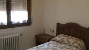 Hostal L'Esquella - Image 2