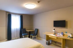 Urba S Hotel (Jimei School Village & Jiageng Park Branch) - Image 3