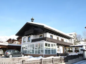 Wooden Apartment in Saalfelden Salzburg Near Ski Area - Image 4