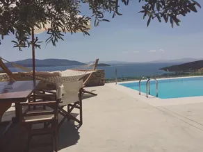 Celini Suites Hotel - Image 2