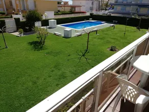 48960911 - Image 3