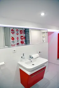 In the Attic Apartments - Image 3