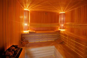 Carlton Hotel - Image 2