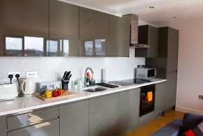 The Elm Serviced Apartments Camberley - Image 2