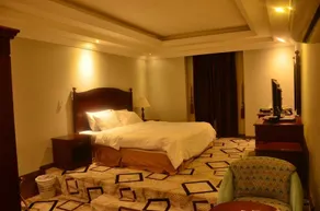 Gardenia Inn Hotel Suites - Image 4