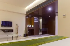 Grand Premier Suites - Image 3