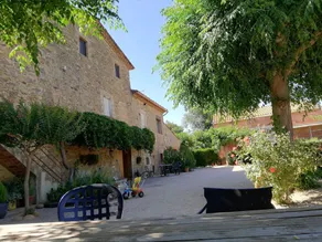 Pleasant Holiday Home in Gerona With Swimming Pool - Image 3