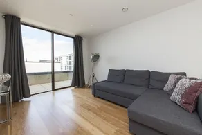 Pinnacle Apartments Central - Image 4