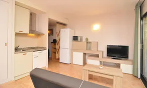 HomeHolidaysRentals Barcelona-Costa Barcelona - Image 4