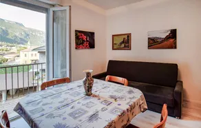 Stunning Apartment in Avio With 2 Bedrooms - Image 2
