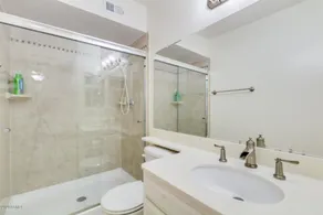 2602 E Larkspur Dr, Phoenix - Image 2