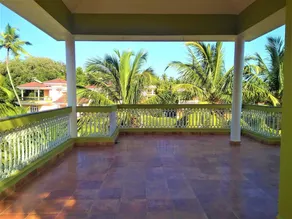 Martin's Heart-warming Villa - Image 3