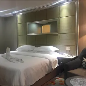 Cuifeng Hotel - Image 5