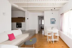 Luxury Sea View Apartment with shared pool - Image 5