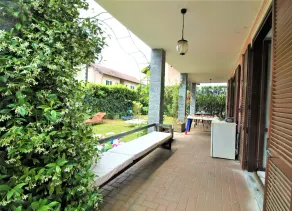 Rainbow House on Lake Orta With Parking and Private Garden - Image 2