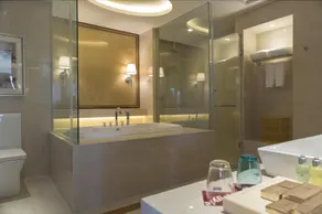 Argyle Grand Hotel - Image 2