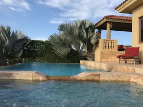 Beverly Hills Aruba - Image 2