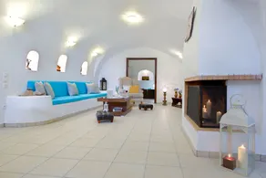Iridanos Cave House - Image 2