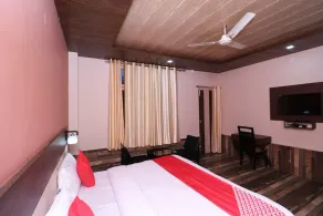 Funky Town By OYO Rooms - Image 3